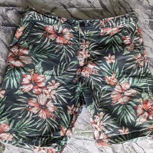 Men's Shorts Tropical Print (size 34)